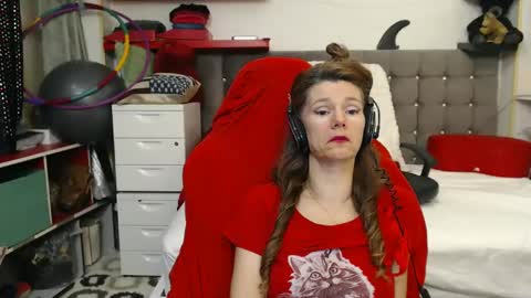 kelly online show from February 13, 2025, 1:50 am