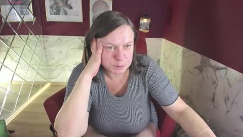 Kelly online show from October 3, 2025, 7:05 am