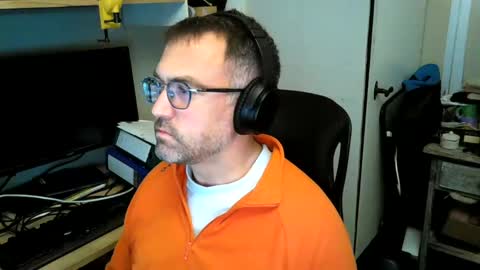 Snapshot of kelvin06133 chatting on December 16, 2024, 10:13 pm kelvin06133 online show from December 16, 2024, 10:13 pm