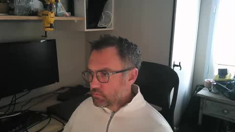 Snapshot of kelvin06133 chatting on March 7, 2025, 1:40 pm kelvin06133 online show from March 7, 2025, 1:40 pm