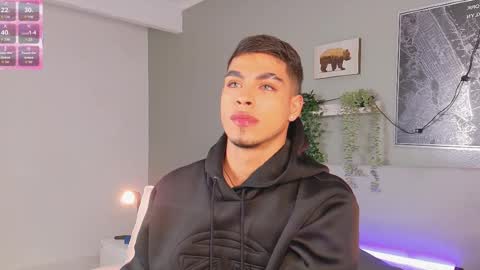   online show from September 9, 2025, 11:32 am