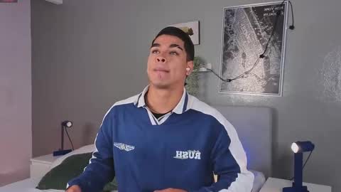   online show from September 29, 2025, 11:37 am