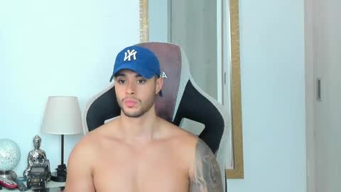 ken_mailik online show from June 3, 2026, 12:57 am