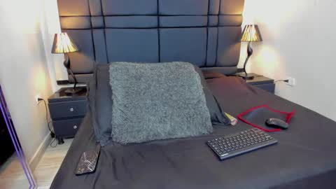 Snapshot of ken_smith01 chatting on December 7, 2024, 1:03 am Ken Smith online show from December 7, 2024, 1:03 am