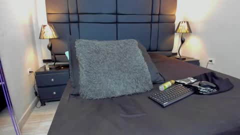 Snapshot of ken_smith01 chatting on January 22, 2025, 12:59 am Ken Smith online show from January 22, 2025, 12:59 am