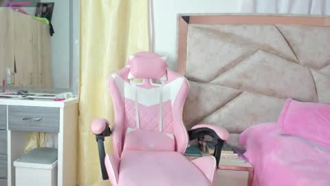 Snapshot of kendal_hot1 chatting on October 12, 2025, 6:29 pm Aleja3 online show from October 12, 2025, 6:29 pm