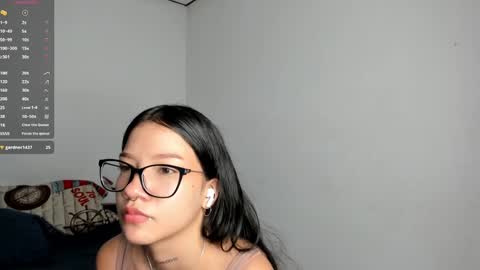 Snapshot of kendalgrey01 chatting on March 3, 2025, 3:31 pm Kendal online show from March 3, 2025, 3:31 pm