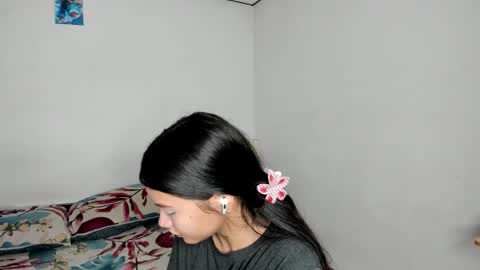 Snapshot of kendalgrey01 chatting on January 19, 2026, 2:43 pm Kendal online show from January 19, 2026, 2:43 pm