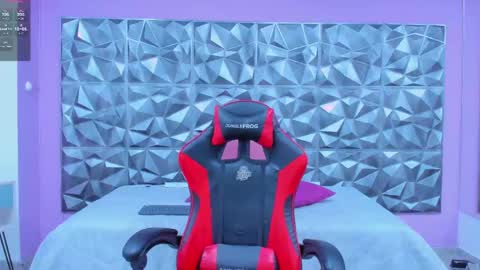 Kendall online show from March 11, 2025, 3:16 am