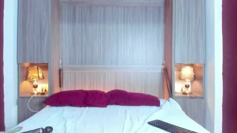 Kendal online show from February 8, 2025, 2:49 pm