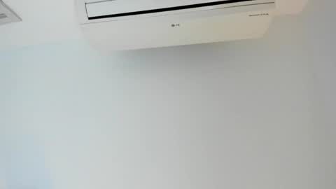 Kendal online show from March 18, 2026, 12:08 pm