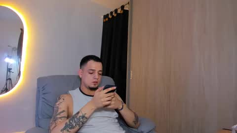 kendel_dimitri online show from February 25, 2025, 6:03 am