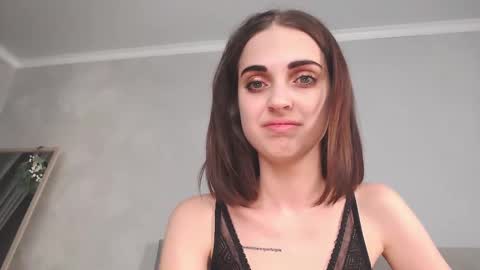 Snapshot of kendi_snow chatting on February 17, 2025, 5:04 am kendi snow online show from February 17, 2025, 5:04 am