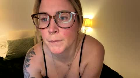 kendra34dd online show from March 8, 2026, 2:04 am