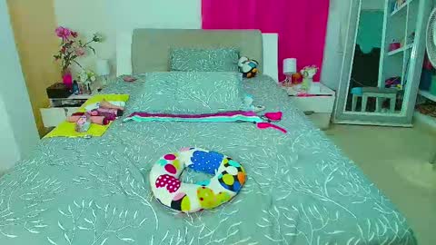 Snapshot of kendra_love31 chatting on February 13, 2026, 5:58 am kendra_love31 online show from February 13, 2026, 5:58 am