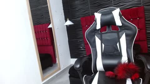 kendra_lust_69 online show from January 29, 2025, 5:30 am