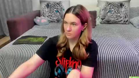 Kendra online show from March 17, 2026, 12:48 am