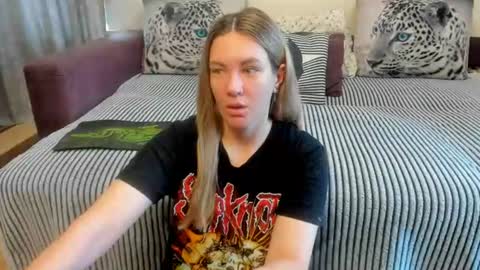 Snapshot of kendra_xx_ chatting on June 23, 2026, 11:47 pm Kendra online show from June 23, 2026, 11:47 pm