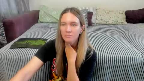 Snapshot of kendra_xx_ chatting on July 14, 2026, 2:05 am Kendra online show from July 14, 2026, 2:05 am