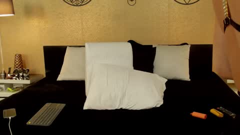 KENDRA online show from February 16, 2025, 4:31 am