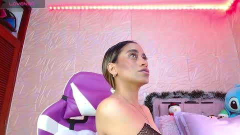 KENDRAPOTTER online show from January 10, 2026, 7:04 pm