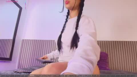 kenia_sweetie online show from May 28, 2026, 11:18 am