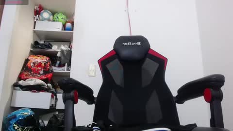 Snapshot of kenn_blake1 chatting on September 29, 2025, 4:45 pm blake online show from September 29, 2025, 4:45 pm