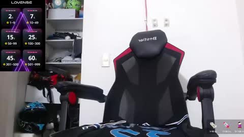 Snapshot of kenn_blake1 chatting on October 3, 2025, 4:48 pm blake online show from October 3, 2025, 4:48 pm