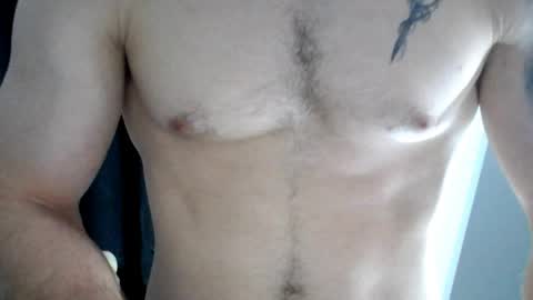 Snapshot of kennerfox77 chatting on April 6, 2026, 1:03 am Kennfox777 online show from April 6, 2026, 1:03 am