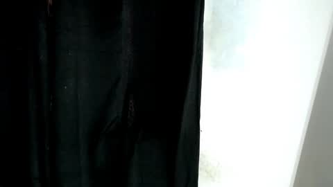 Snapshot of kennerfox77 chatting on April 28, 2026, 9:42 pm Kennfox777 online show from April 28, 2026, 9:42 pm