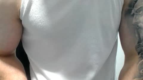 Snapshot of kennerfox77 chatting on May 3, 2026, 7:14 am Kennfox777 online show from May 3, 2026, 7:14 am