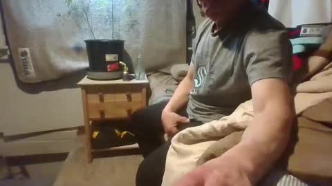 kenneth69h online show from January 20, 2025, 10:51 am