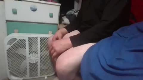 kenneth69h online show from November 13, 2025, 10:25 am