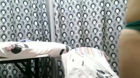 Snapshot of kenneyjean33 chatting on June 18, 2026, 4:24 am jeanny online show from June 18, 2026, 4:24 am