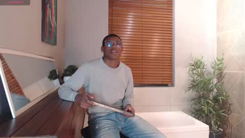 Kenny Thompson online show from February 25, 2026, 8:07 pm