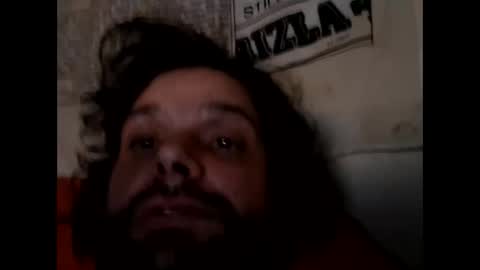 Snapshot of kennyxtralong chatting on October 5, 2025, 10:35 am kennyxtralong online show from October 5, 2025, 10:35 am