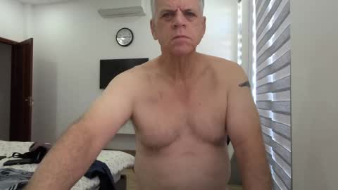 kent_ham online show from February 1, 2026, 1:15 am