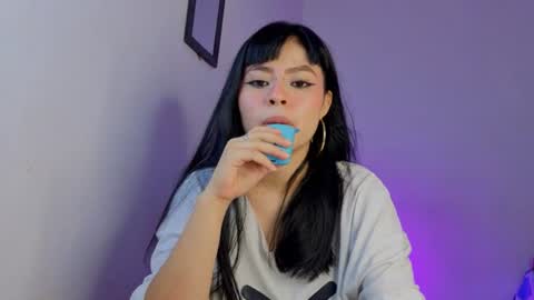 Snapshot of kerabelle chatting on July 18, 2026, 3:22 am kerabelle online show from July 18, 2026, 3:22 am