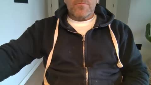 Snapshot of kermitgp3 chatting on December 20, 2025, 1:51 pm Anton online show from December 20, 2025, 1:51 pm