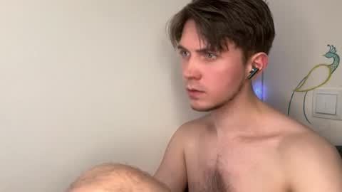 Kero online show from April 6, 2026, 9:27 pm