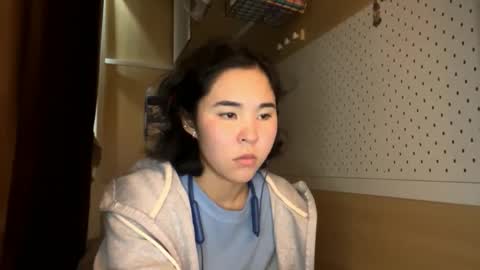 Jenny  online show from April 5, 2026, 8:11 am