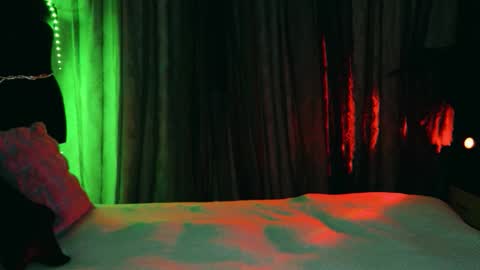 kess_edison online show from December 3, 2025, 4:05 pm