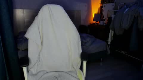 ketlinrous online show from March 2, 2025, 1:38 pm