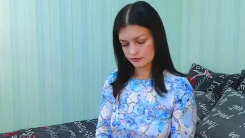 Catherine online show from February 7, 2026, 12:20 pm