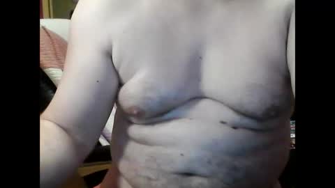 Snapshot of kevin803908 chatting on October 10, 2025, 8:19 pm kevin803908 online show from October 10, 2025, 8:19 pm