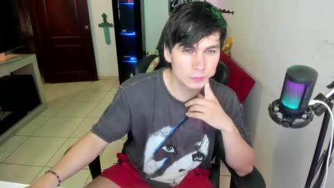 Kevin online show from May 25, 2026, 11:33 pm