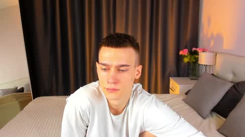 Snapshot of kevin_kess chatting on February 2, 2025, 6:04 am Ask me online show from February 2, 2025, 6:04 am