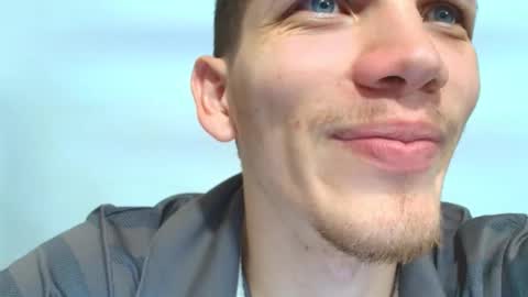 Snapshot of kevinkewma chatting on March 27, 2026, 2:50 pm kevinkewma online show from March 27, 2026, 2:50 pm