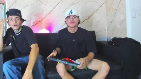 Snapshot of kevinperlas_ chatting on November 8, 2025, 1:39 am kevinperlas_ online show from November 8, 2025, 1:39 am