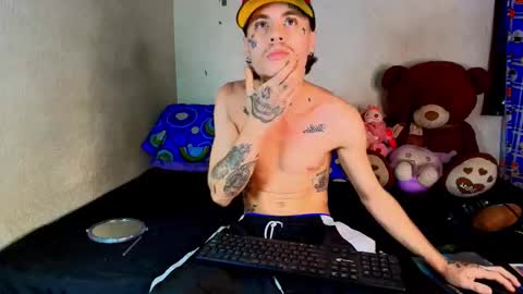 kevinperlas_ online show from February 11, 2026, 11:32 pm
